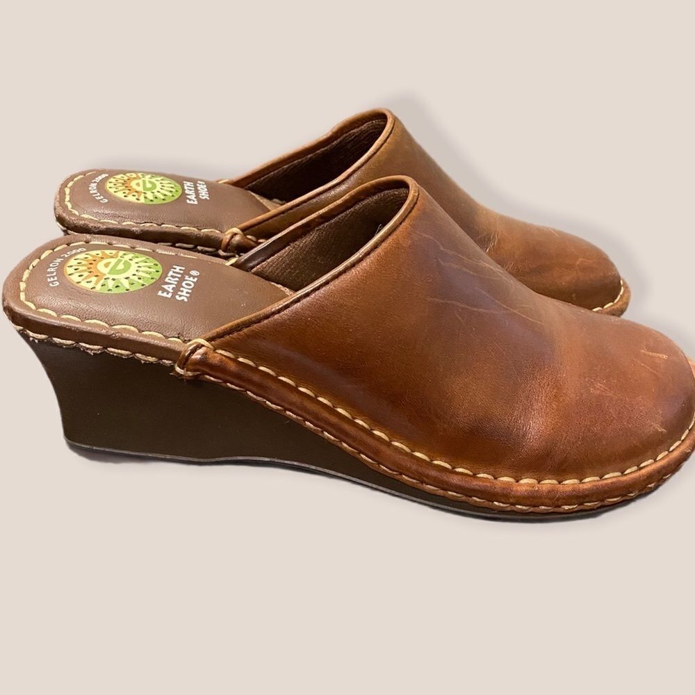 Earth Shoes "Isle" Tan Leather Wedge Mules 7.5